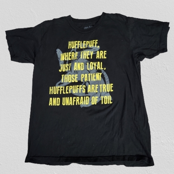 Harry Potter Hufflepuff Toil Graphic T Shirt - Picture 1 of 6